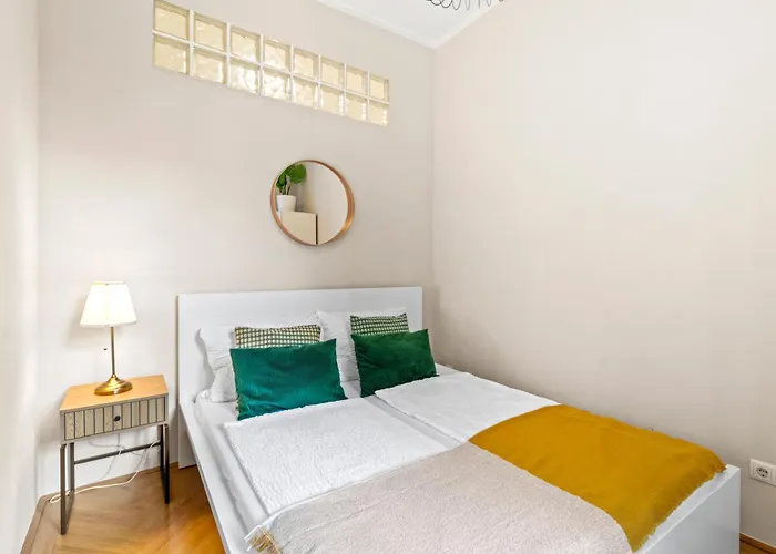 Spacious 2br Near U3 Metro Vienna